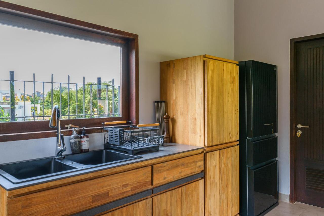 Villa Beauvida - Cozy 4- Bedroom Villa In Canggu With 18M Pool Dalung  外观 照片
